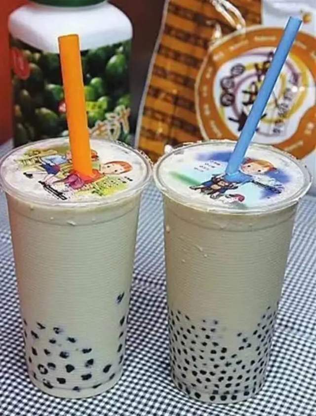 奶茶杯蓋上為啥這么多孔 到底怎么用