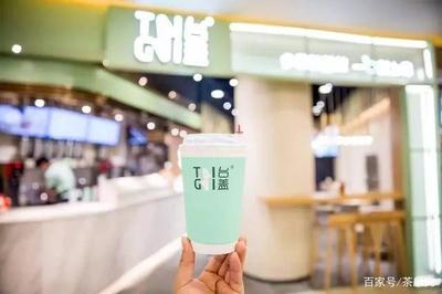 奈雪彭心:純茶超過奶蓋!3天100萬,1000平夢工廠,研發(fā)體驗(yàn)一體