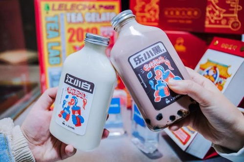樂樂茶首家 制茶工廠 登陸重慶 還聯(lián)名江小白 佩姐出了奶茶和火鍋包