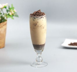 紅茶和牛奶的相遇造就了一壺醇香浸人的奶茶