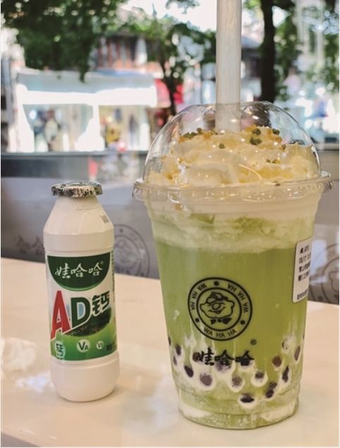老牌飲品娃哈哈入局奶茶市場(chǎng)，溫州首店開(kāi)業(yè)引領(lǐng)飲品新風(fēng)潮